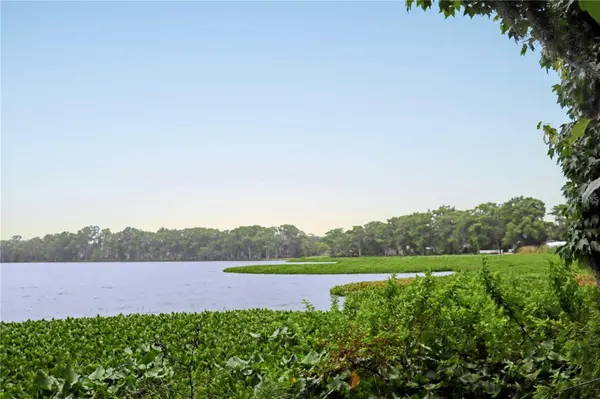 303 W LAKE MARY BLVD, Sanford, FL 32773
