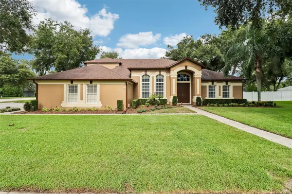 2947 CEDAR CREST DR, Apopka, FL 32712