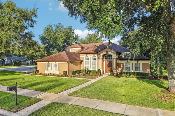 2947 CEDAR CREST DR, Apopka, FL 32712