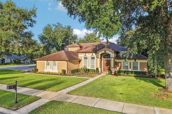 2947 CEDAR CREST DR, Apopka, FL 32712