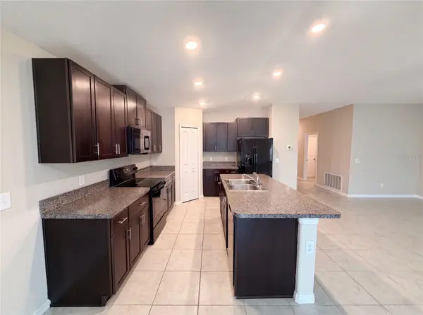 39693 HARVEST CREEK LN, Zephyrhills, FL 33540