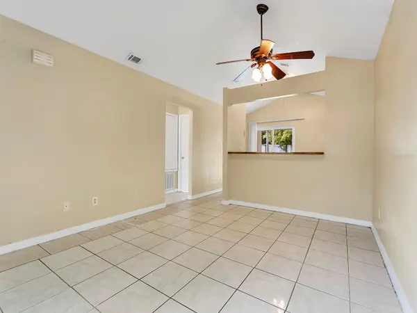 10425 RIVA RIDGE TRL, Orlando, FL 32817