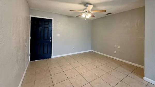 1907 PARK MANOR DR, Orlando, FL 32817