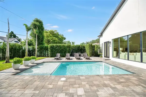 1305 BELMONT DR, Orlando, FL 32806