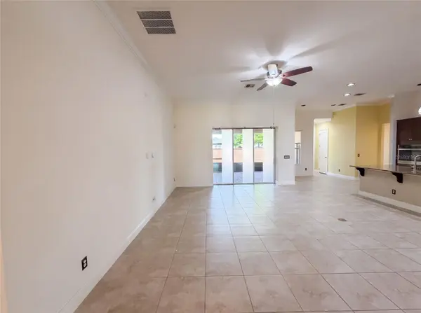 918 BLACKTHORN DR, Apopka, FL 32703