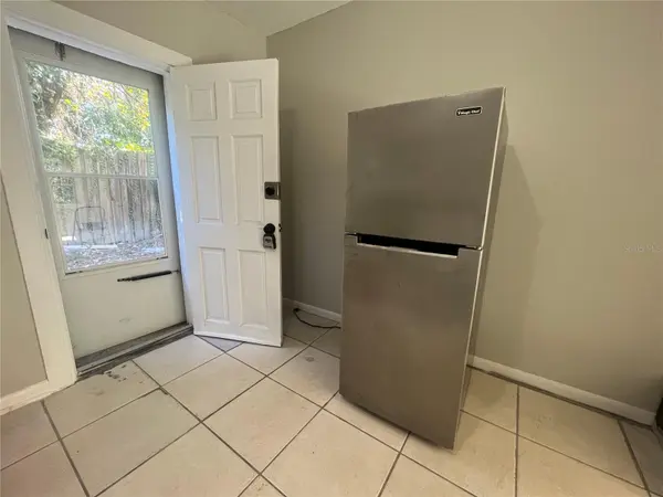 127 1/2 W PALMETTO AVE, Deland, FL 32720