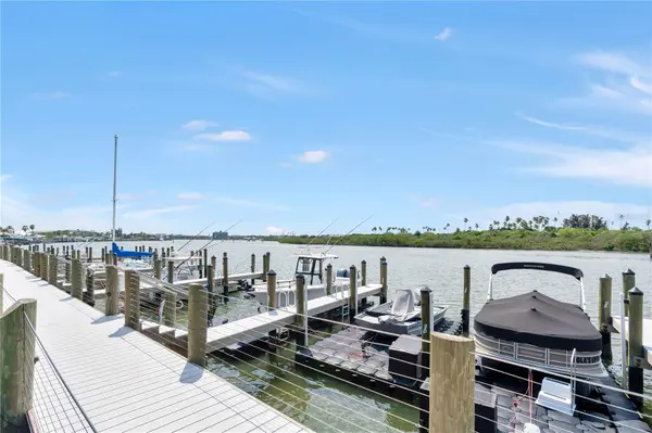 460 BOUCHELLE DR #101, New Smyrna Beach, FL 32169