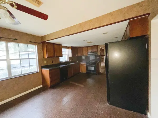 603 W OCALA ST, Umatilla, FL 32784