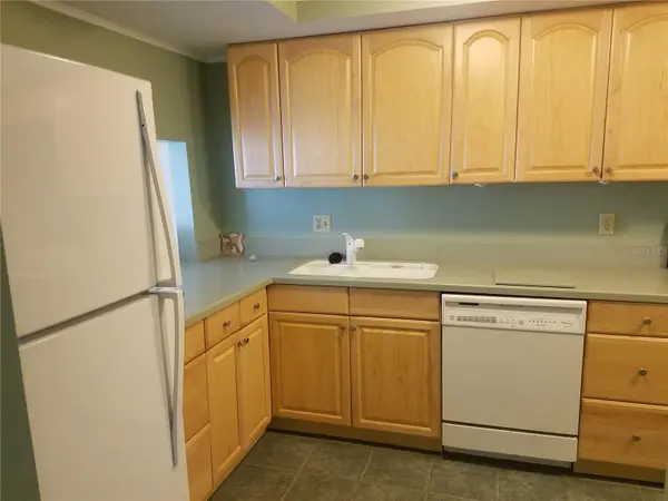 5421 VINELAND RD #6A, Orlando, FL 32811