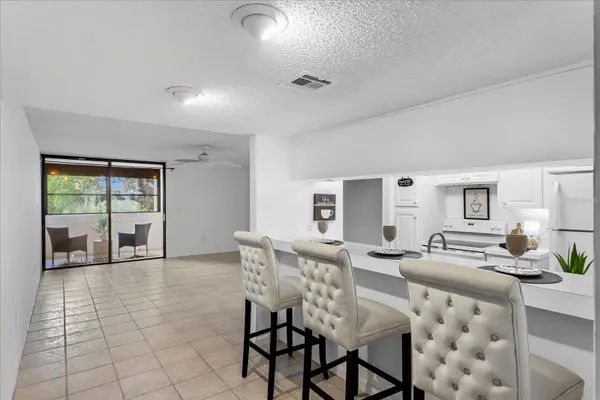 510 CRANES WAY #206, Altamonte Springs, FL 32701