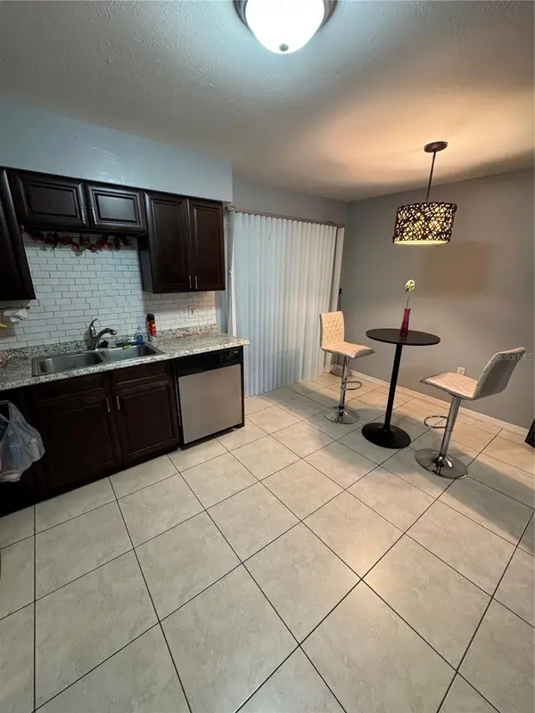 1800 WARRINGWOOD DR #C6, Orlando, FL 32839