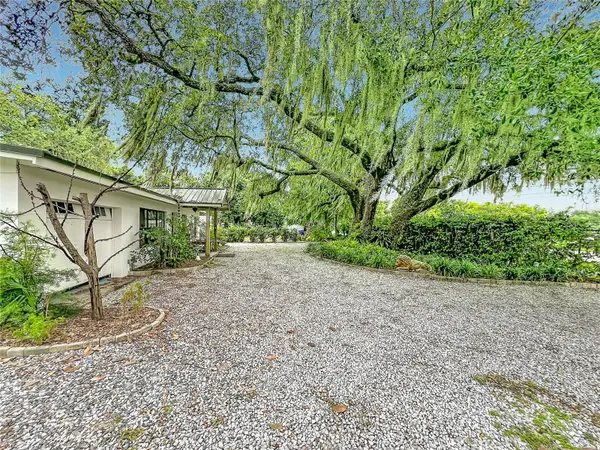 3851 S SANFORD AVE, Sanford, FL 32773