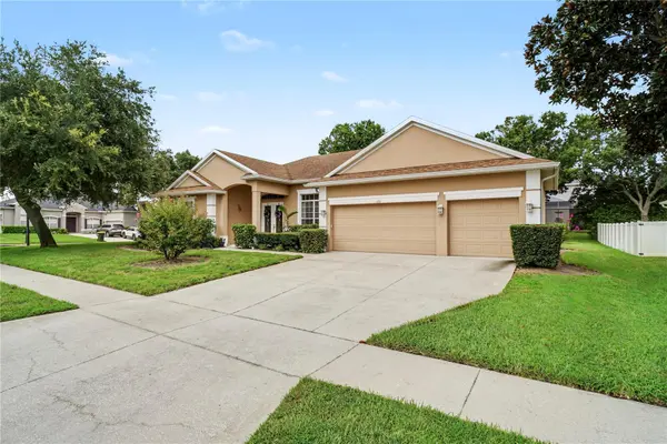 2648 VALIANT DR, Clermont, FL 34711