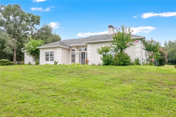 22841 STALLION DR, Sorrento, FL 32776