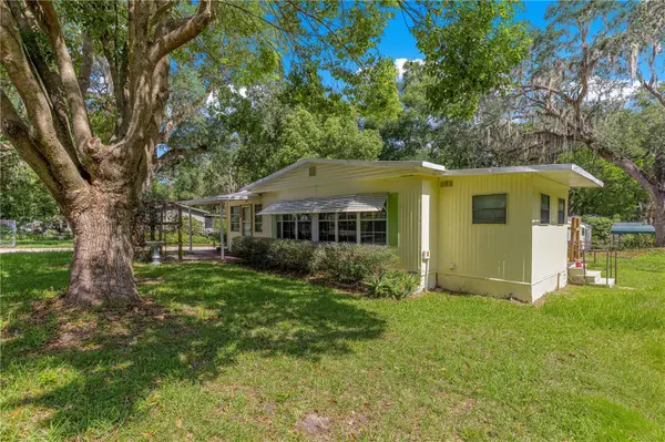 10495 SE 130TH LN, Ocklawaha, FL 32179