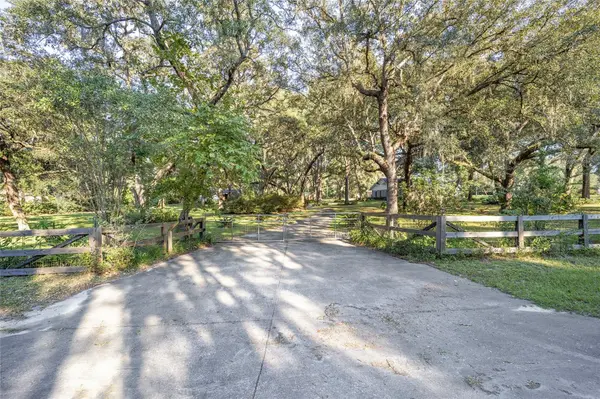 13315 NE 47TH AVE, Anthony, FL 32617