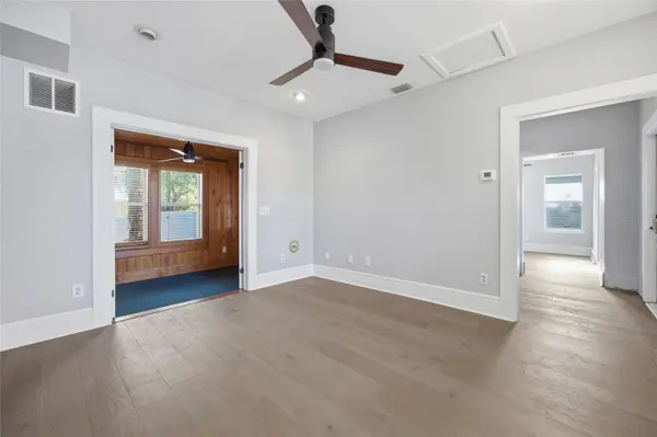 527 NE 8TH AVE, Ocala, FL 34470