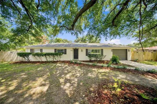 5611 NE 5TH PL, Ocala, FL 34470
