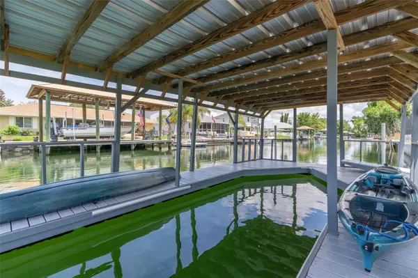 1218 SE 5TH AVE, Crystal River, FL 34429