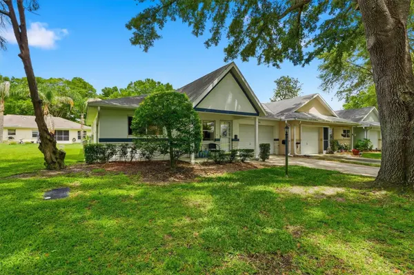 9755 SW 94TH TER #A, Ocala, FL 34481