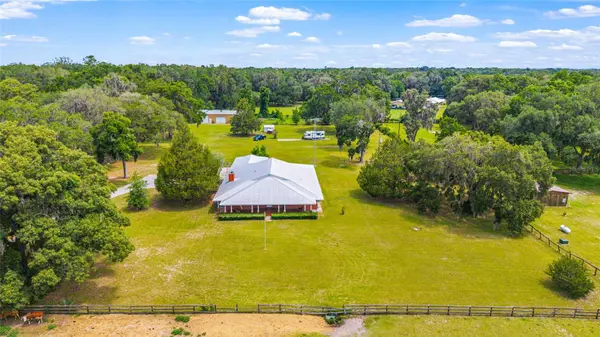 2285 W HIGHWAY 318, Citra, FL 32113