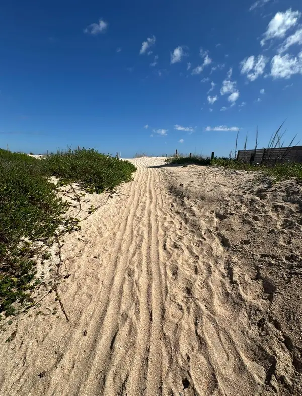 6235 N OCEAN SHORE BLVD, Palm Coast, FL 32137