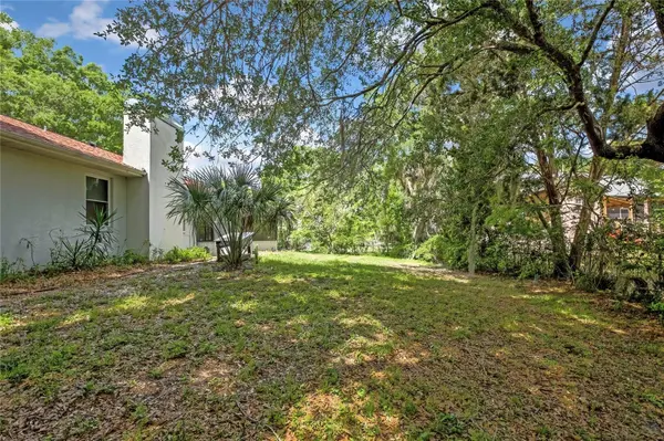11587 W TIMBERLANE DR, Homosassa, FL 34448