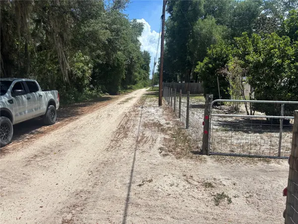 2695 NE 147TH CT, Silver Springs, FL 34488