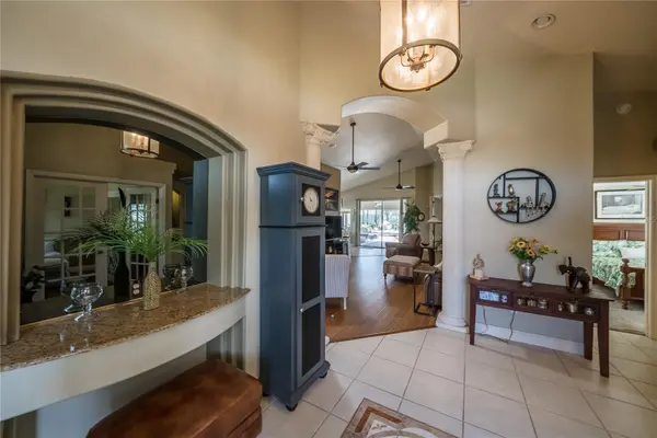 710 LAKE DIAMOND AVE, Ocala, FL 34472