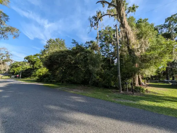 1123 NE 23RD ST, Ocala, FL 34470