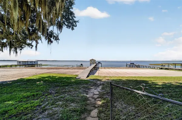 13200 E HIGHWAY 25, Ocklawaha, FL 32179