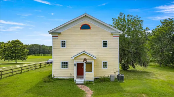 13939 N US HIGHWAY 441, Citra, FL 32113
