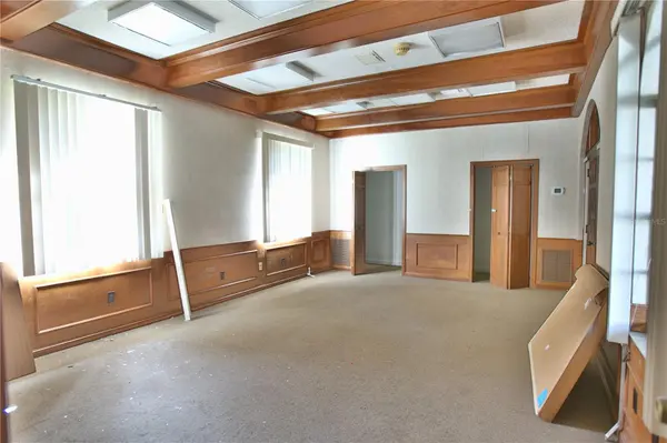 5431 E SILVER SPRINGS BLVD #A, Silver Springs, FL 34488