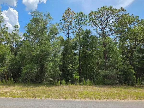 8425 N FORESOME WAY, Dunnellon, FL 34434