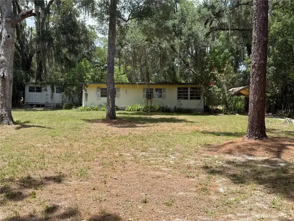 259 W MCCLENDON ST, Lady Lake, FL 32159