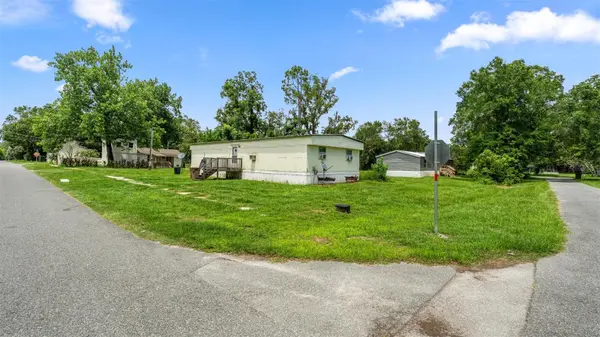 5383 ORANGE ST, Hampton, FL 32044
