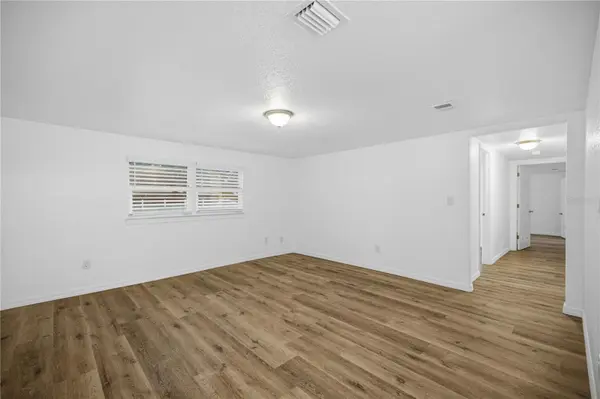 5420 NE 25TH AVE, Ocala, FL 34479