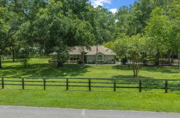 4 HIALEAH DR, Ocala, FL 34482