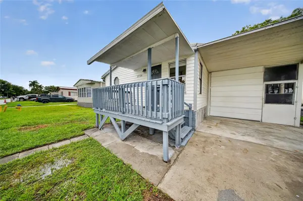 21720 NW 8TH CT, Pembroke Pines, FL 33029