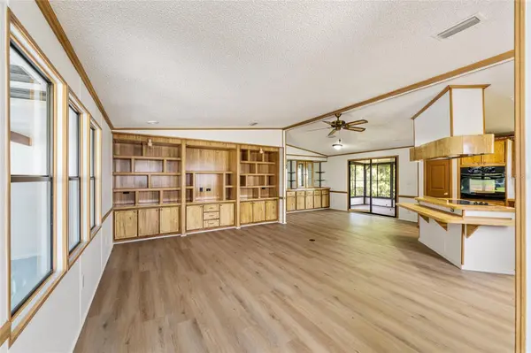 1004 ANN AVE, Lady Lake, FL 32159