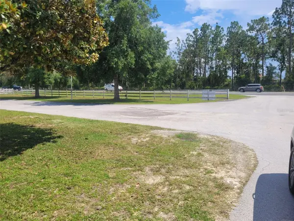 8875 E HIGHWAY 25, Belleview, FL 34420