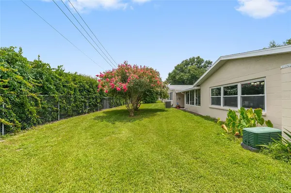 8555 SW 93RD ST #C, Ocala, FL 34481