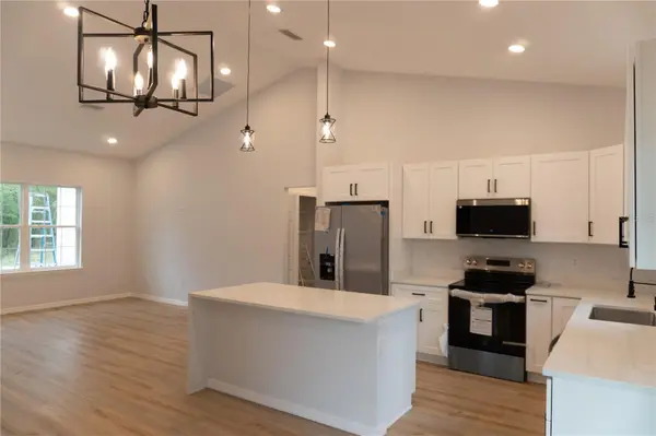 16 HEMLOCK TRL, Ocala, FL 34472