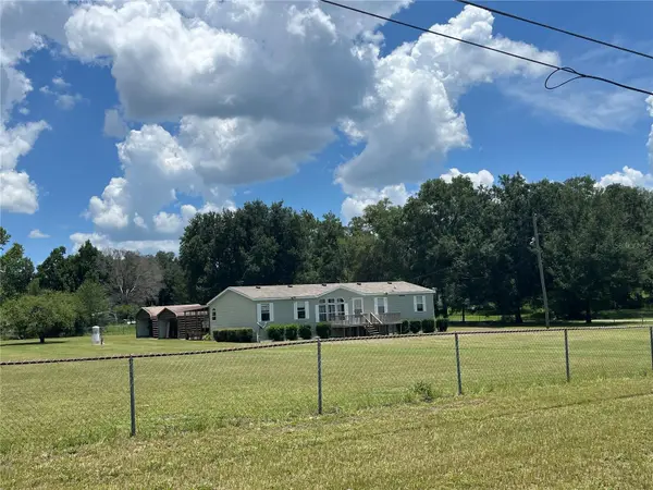 11949 SE HIGHWAY 464, Ocklawaha, FL 32179