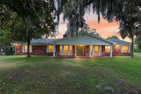 8544 NW 160TH AVE, Morriston, FL 32668