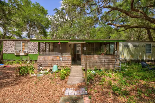 9955 SE 160TH AVE, Ocklawaha, FL 32179