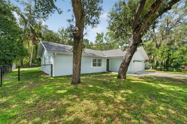 11108 W THOREAU PL, Crystal River, FL 34428
