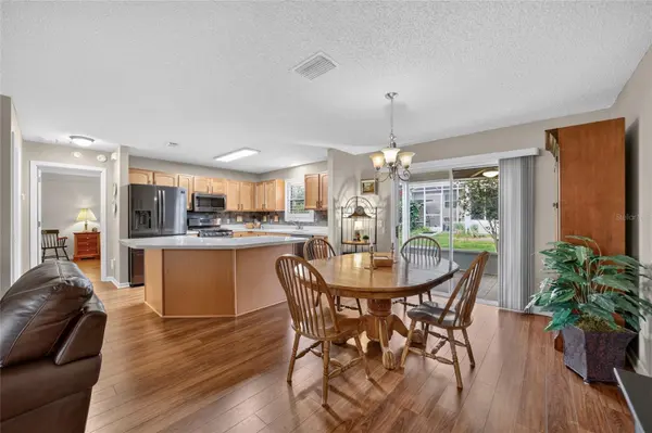 2240 LOWRY RD, The Villages, FL 32162
