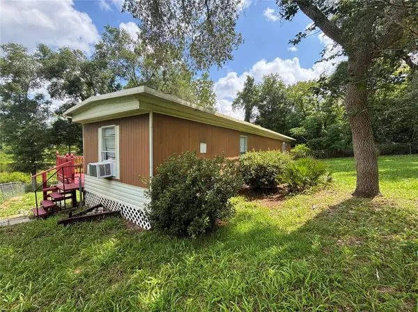 18225 SE 22ND PL, Silver Springs, FL 34488