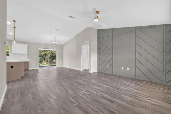 153 OAK CIR, Ocala, FL 34472